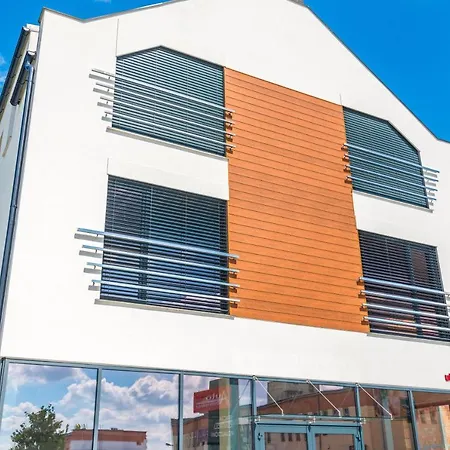 Noclegijarocin Homestay szállás