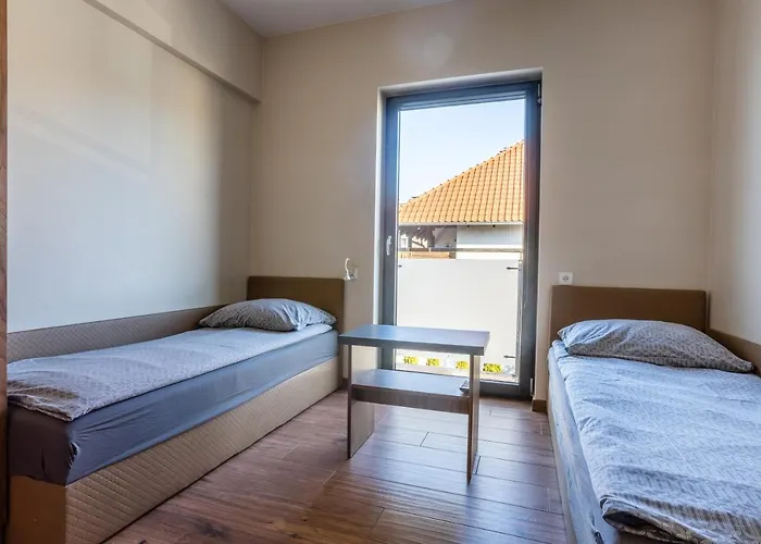 Noclegijarocin Quarto em Acomodações Particulares *