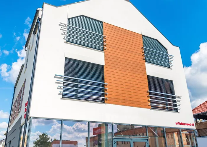 Noclegijarocin Homestay szállás